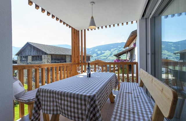 Apartment "Gass A" with Mountain View, Private Terrace & Wi-Fi