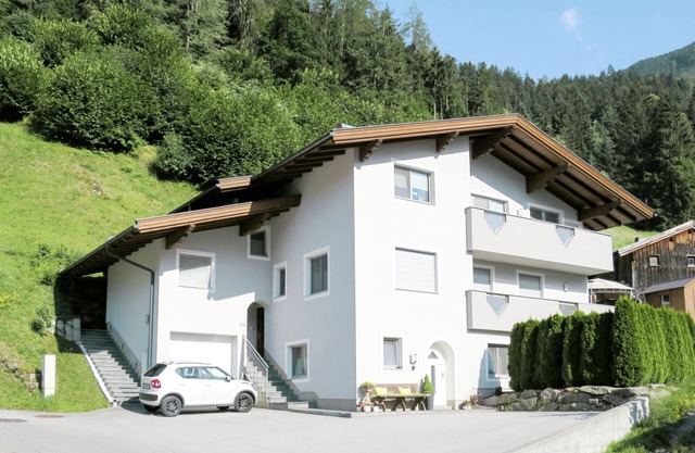 Apartment Gitti by Interhome