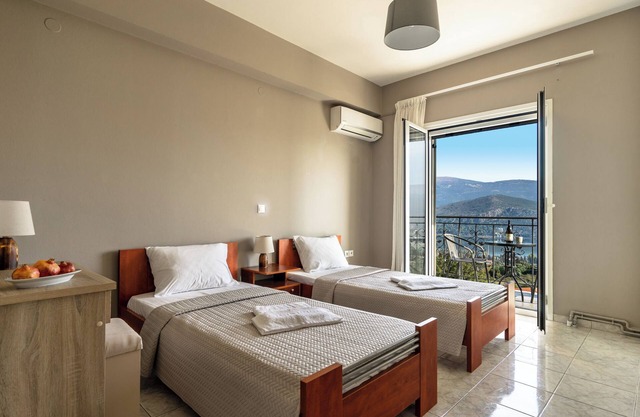 Apartment Grand view Resort with Sea View, Balcony & Wi-Fi