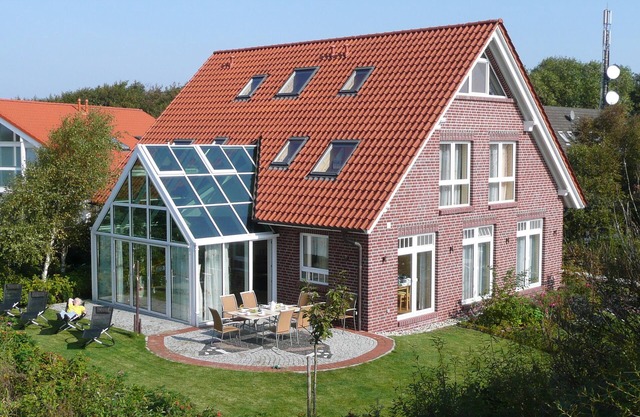 Apartment 'Haus Admiral - Fewo Nordlicht' with Private Terrace, Private Garden and Wi-Fi
