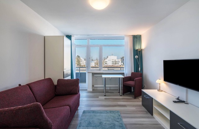 Apartment 'Huber Living Single Plus 211' with Balcony and Wi-Fi