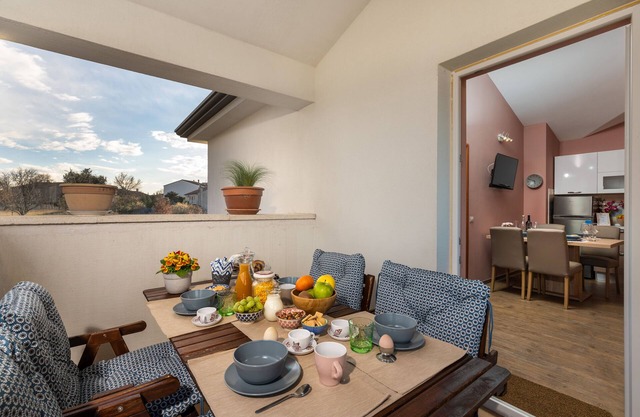 Apartment in a single house surrounded by nature, close to the beach