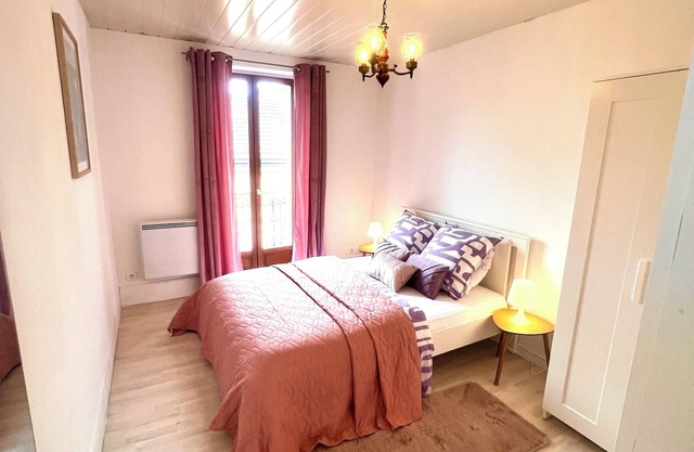 Apartment in Gare/Darcy town center