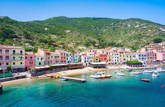 Apartment in Giglio Porto with 2 bedrooms sleeps 6
