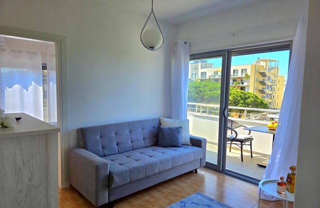 Apartment in Golem steps from sandy beach