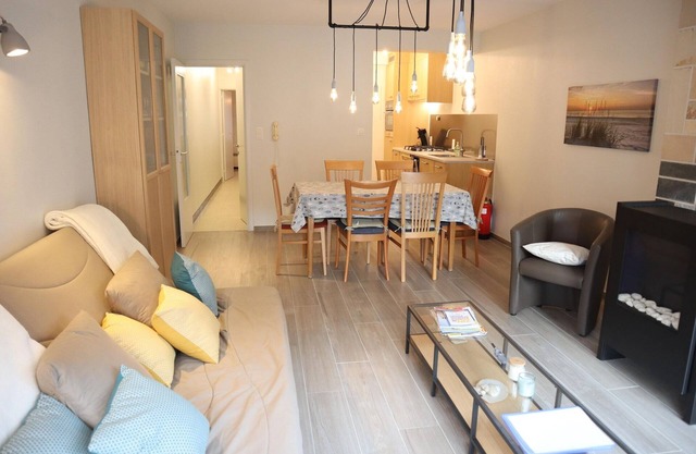 Apartment in Nieuwpoort near the Beach