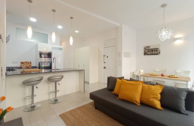 Apartment in Ruzafa with Jacuzzi