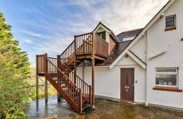 Apartment in Salcombe with Stunning Sea Views