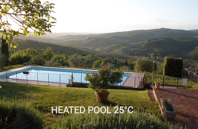 Apartment 6/7 guests, in Chianti, between Firenze, Siena, S.Gimignano