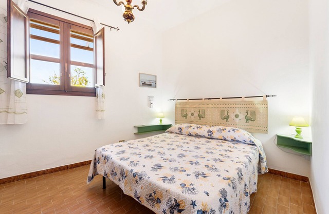 Apartment '1' with Shared Garden and Air Conditioning