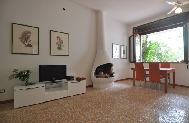 Apartment 30 meters from the sea