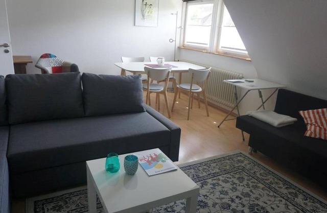 Apartment 'Kirsch-kern' with Balcony and Wi-Fi