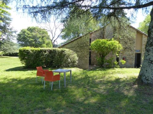 Apartment Les Vans-Cottage 3 pièces 4 personnes by Interhome