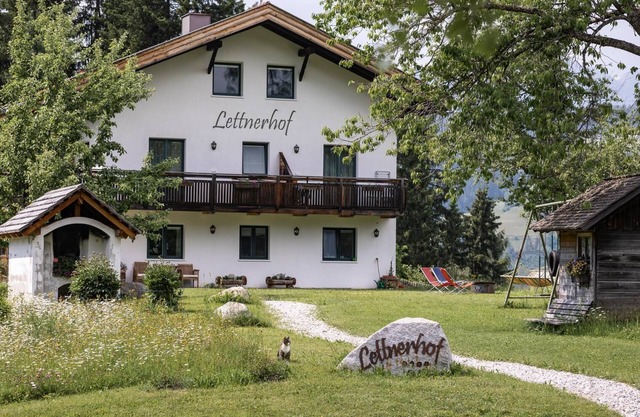 Apartment "Lettnerhof BnB 3" with Mountain Views, Wi-Fi, Terrace & Garden