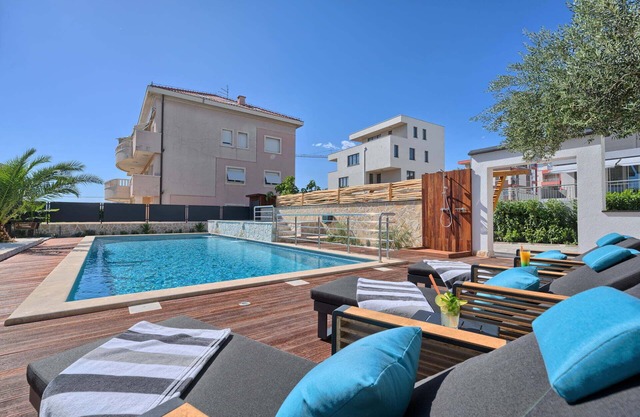 Apartment Liberty Living with Pool III