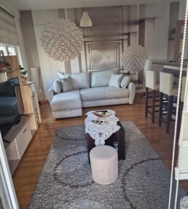 Apartment Lux Lomina