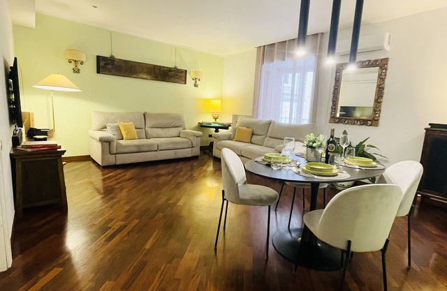 Apartment Luxury Via Chiaia