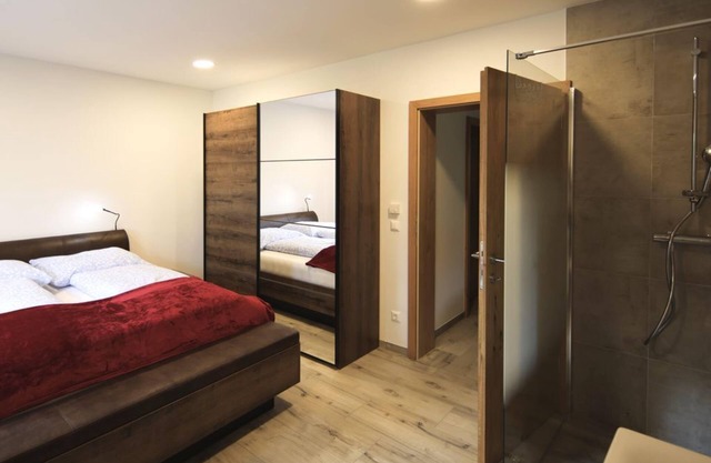 Apartment mit 3 Schlafzimmern und Balkon - Haus am Feistritzer See