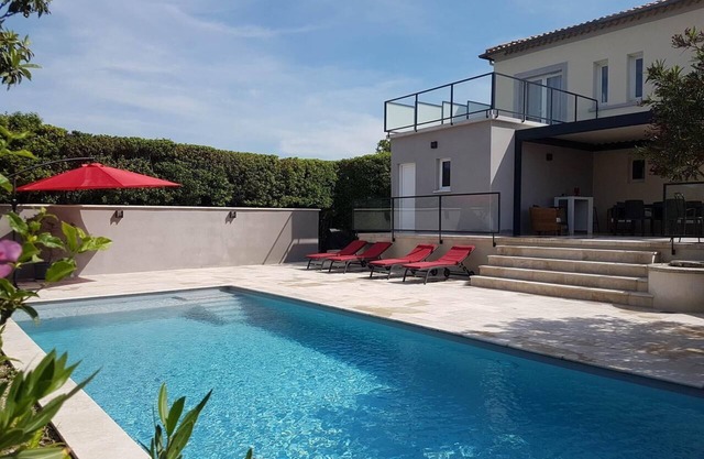 Apartment 'Maison D'hôtes' with Private Pool, Private Terrace and Wi-Fi