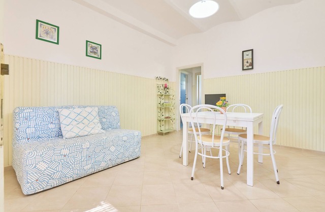 Apartment "Mare Etrusco 4" with Shared Garden & Wi-Fi