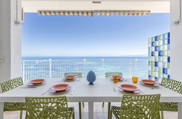 Apartment 'Meraviglia Del Kafara' with Sea View, Wi-Fi and Air Conditioning