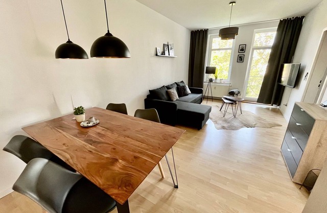 Apartment mit 2 Schlafzimmern, Balkon, Netflix, Drucker und Privaten Parkplatz