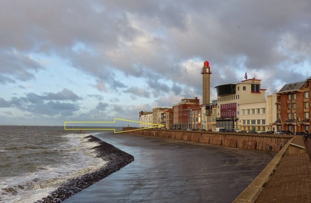 Apartment on the Boulevard with sea view, located in the city center