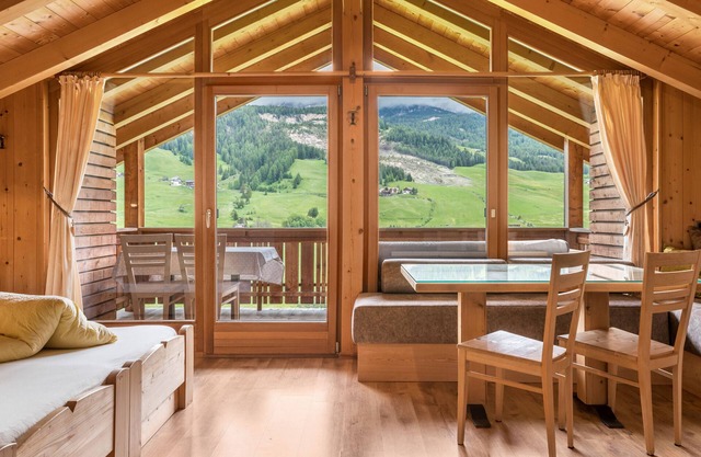 Apartment 'Paracia Pic Pec' with Access to Ski Slopes, Mountain View, Balcony & Wi-Fi