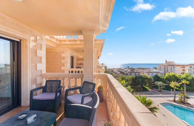 Apartment 'Penthouse, Sea View Guardamar' with Sea View, Wi-Fi and Air Conditioning