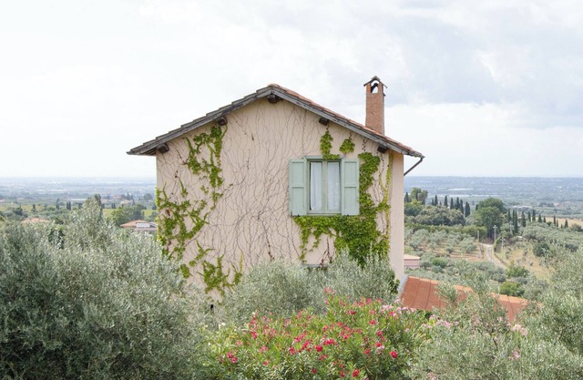 Apartment Pineta - in Vigna Luisa Resort - near Rome
