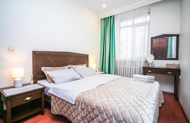 Apartment Ploshchad Pobedy 3 komnaty