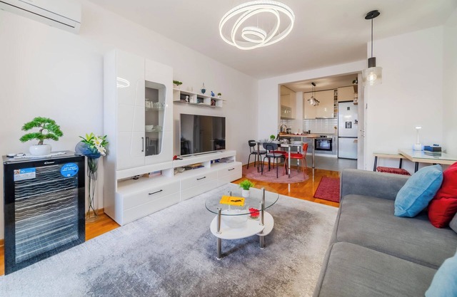 Apartment Saga With Terrace And Parking, Zagreb, Croatia