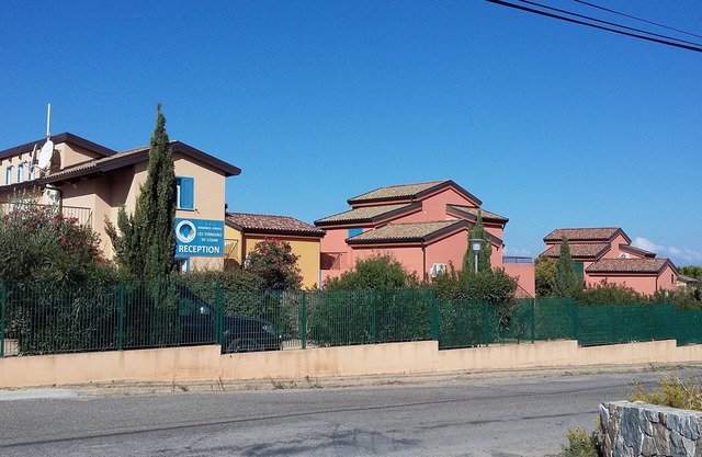 Apartment sleeps 6 in a residence near the sea in Lozari