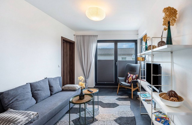 Apartment 'Sonnenwind Am Hainer See' with Lake View and Wi-Fi