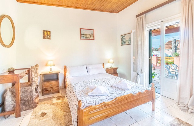 Apartment "Spiros Corfu" with Shared Garden & Wi-Fi