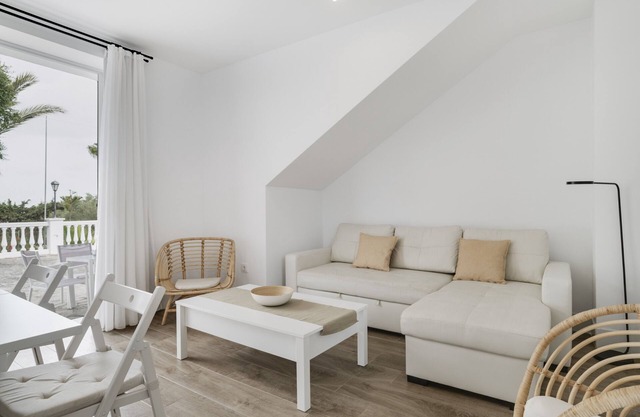 Apartment 'Suite 4 In Natural Park' with Shared Pool, Wi-Fi and Air Conditioning