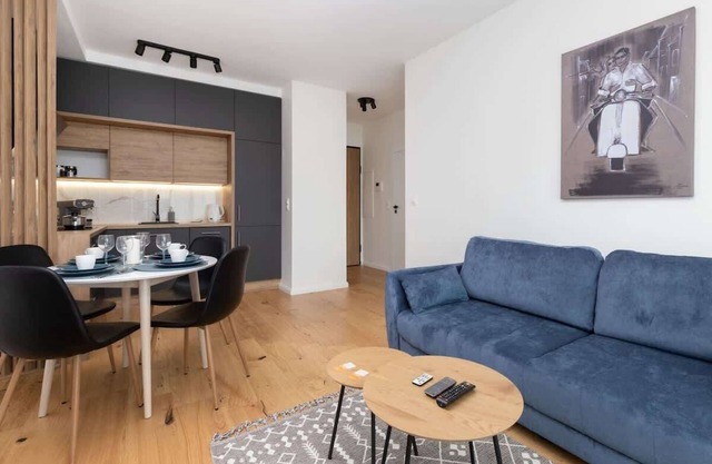 Apartment Vespa | Balcony, Parking | Gdynia Center