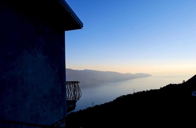 Apartment 'Villa Ada' with Lake View, Private Terrace and Wi-Fi