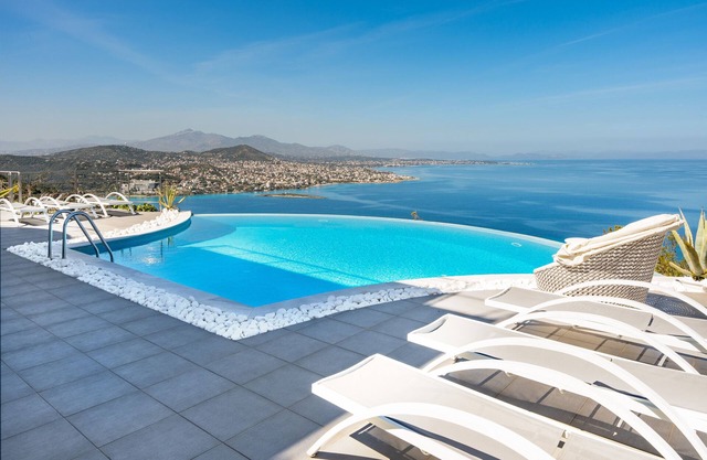 Apartment "Villa Coral - First Floor" with Private Pool & Wi-Fi