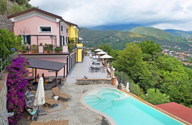 Apartment 'Villa Lice - Vigneto' with Mountain View, Wi-Fi and Air Conditioning