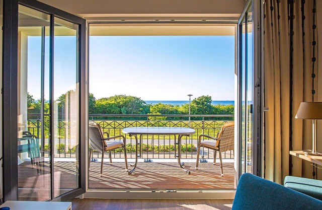 Apartment 'Waterkant 1-29' with Sea View, Balcony and Wi-Fi