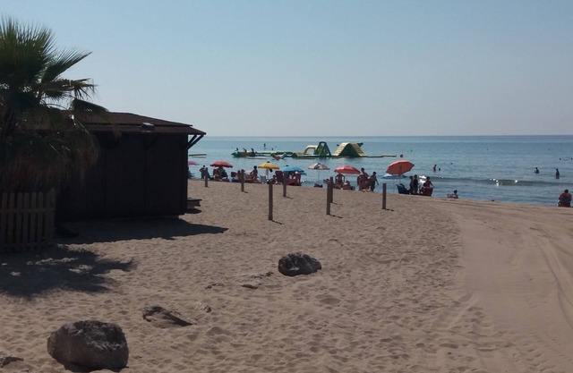 Apartment with pool and sea views and Air Conditioning. Very quiet area