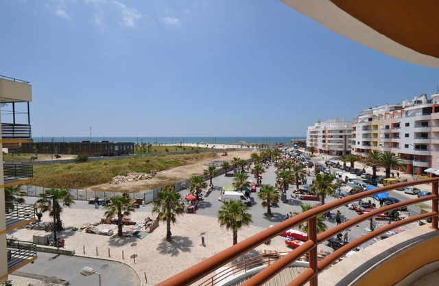 Apartment with large balcony and sea view