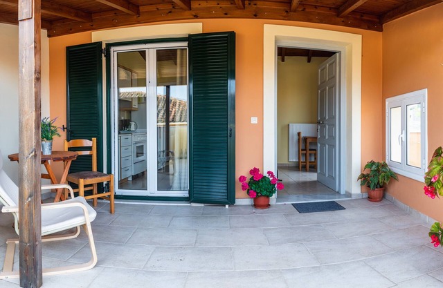 Apartment with 2 Big Sunny Verandas