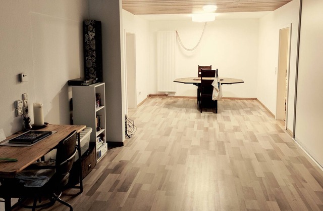 Apartment with garden, living room and kitchen in Cologne