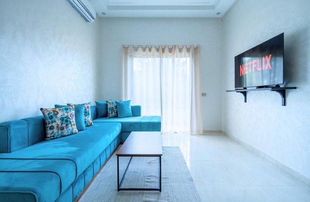 Apartment with Pool Near the Beach
