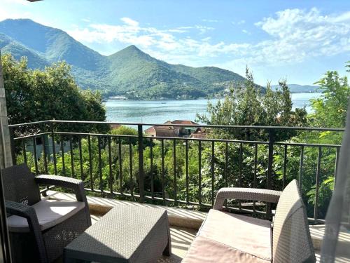 Apartment With Sea View in Kamenari