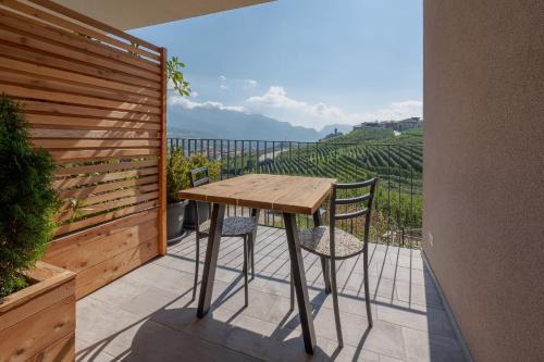 Apartment with terrace - Monte Ponente