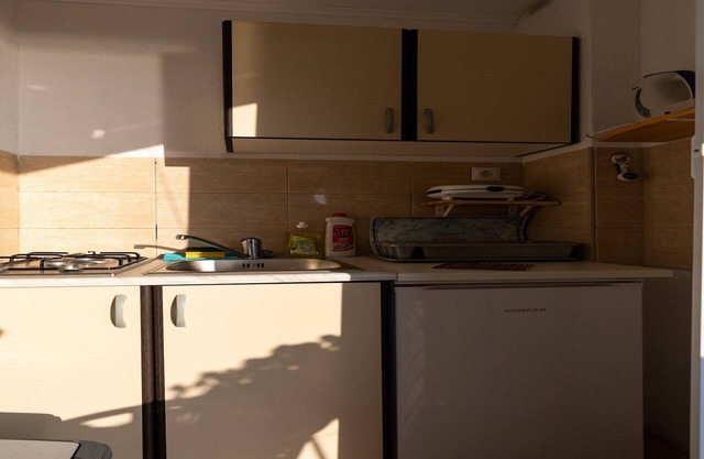 Apartments Belenum - Comfort Double Room with Balcony and Sea View (no.1)