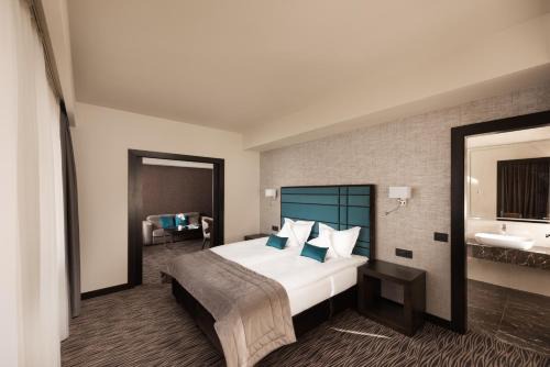 Apartments by Old Town Hotel